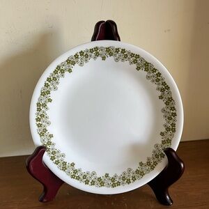 Vintage Set of  Crazy Daisy Appetizer Plates 6.75” Diameter Salad Bread Plate